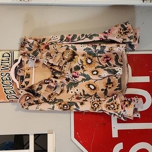 C/MEO Collective Floral Long Sleeve ruffle top NWOT